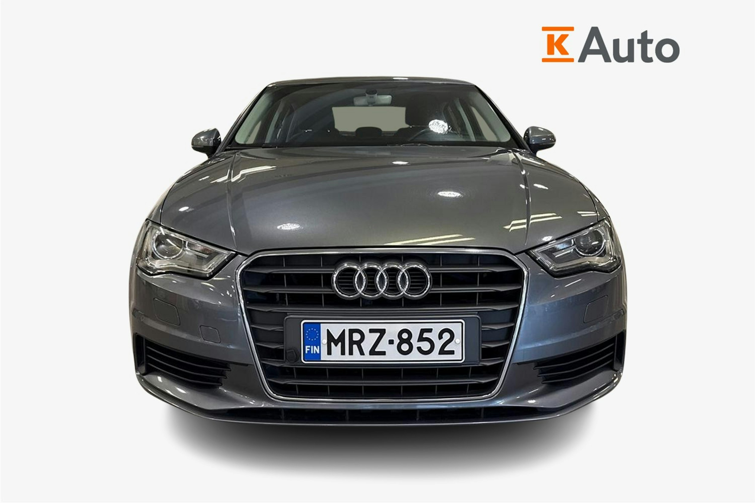 Harmaa Audi A3 2016 kuva 5.