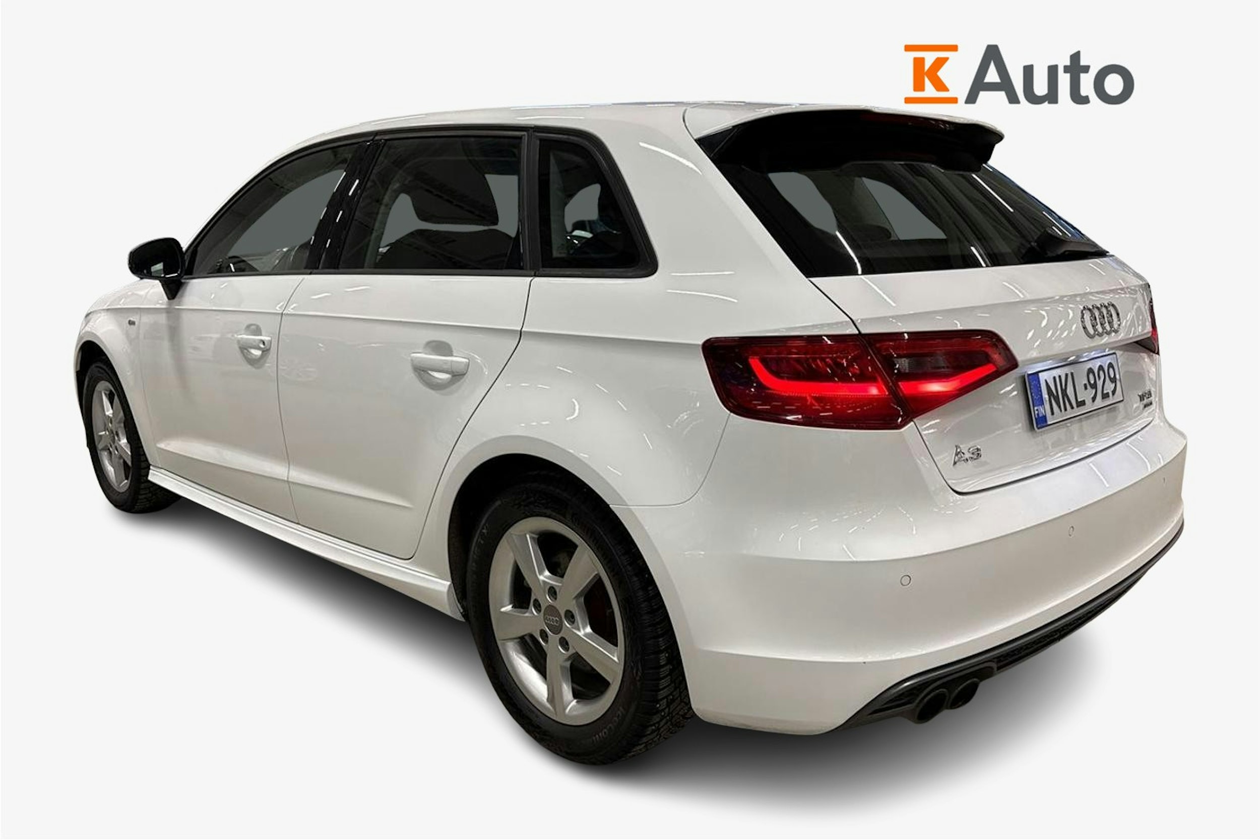 valkoinen Audi A3 2016 kuva 2.