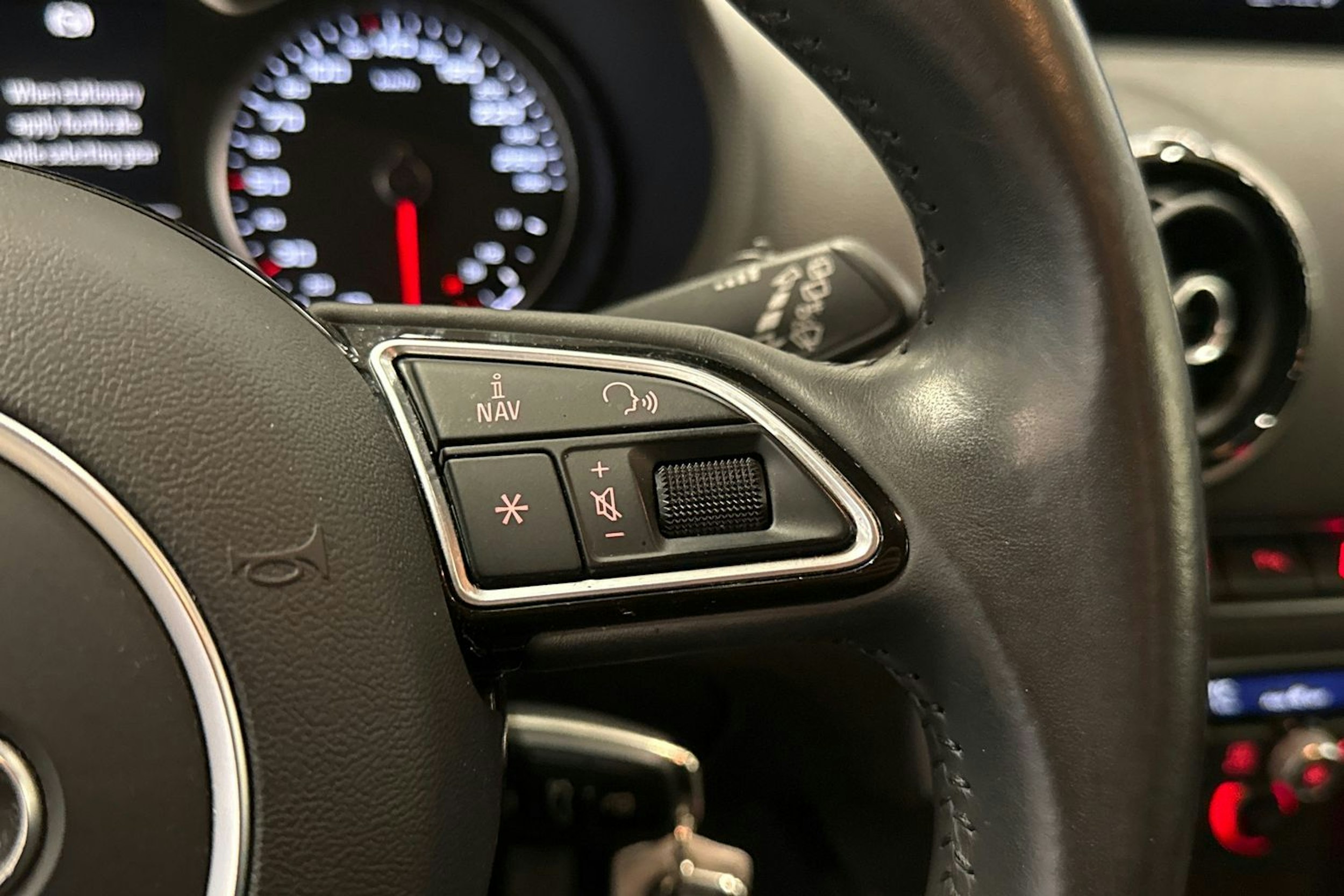 valkoinen Audi A3 2016 kuva 19.