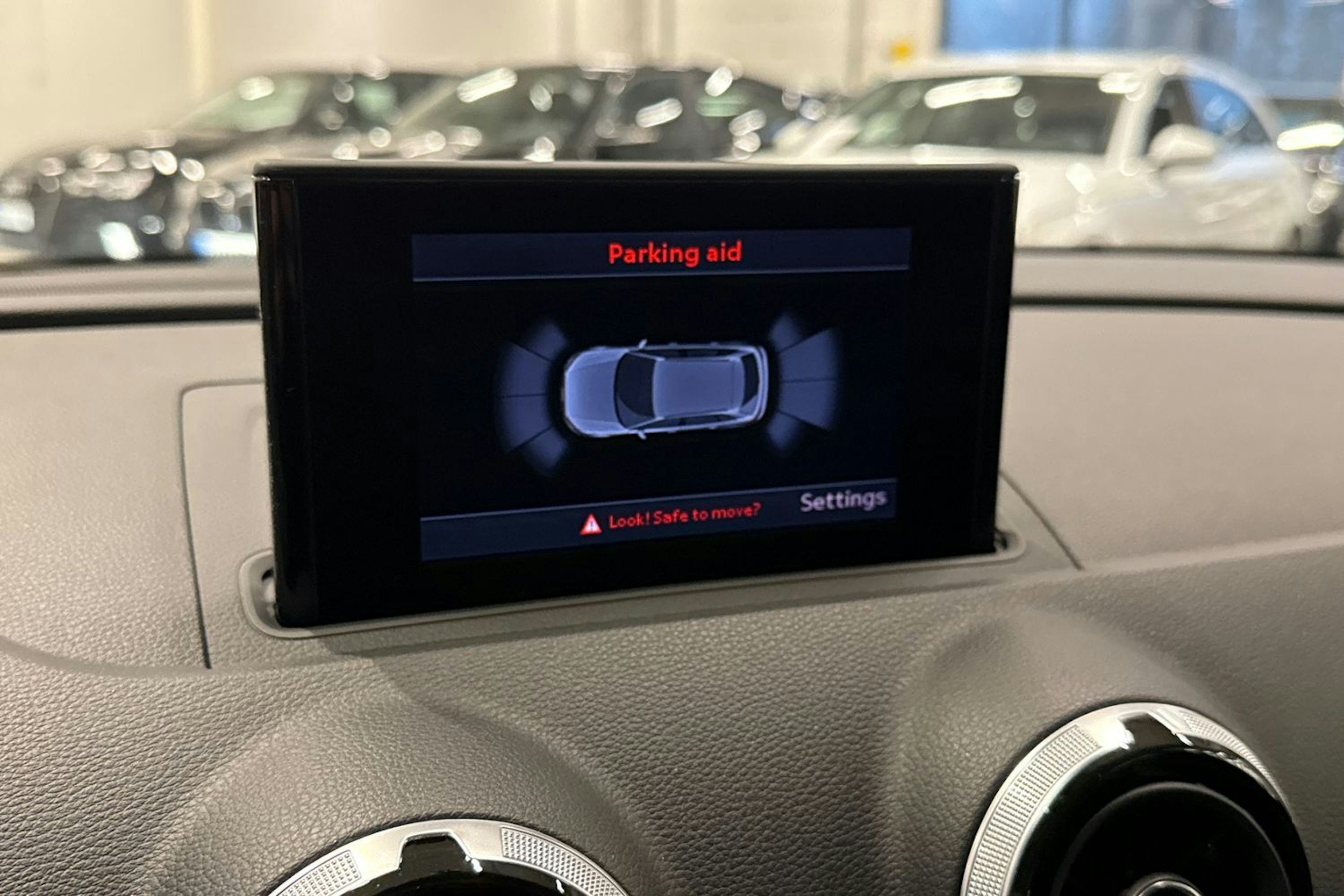 valkoinen Audi A3 2016 kuva 23.