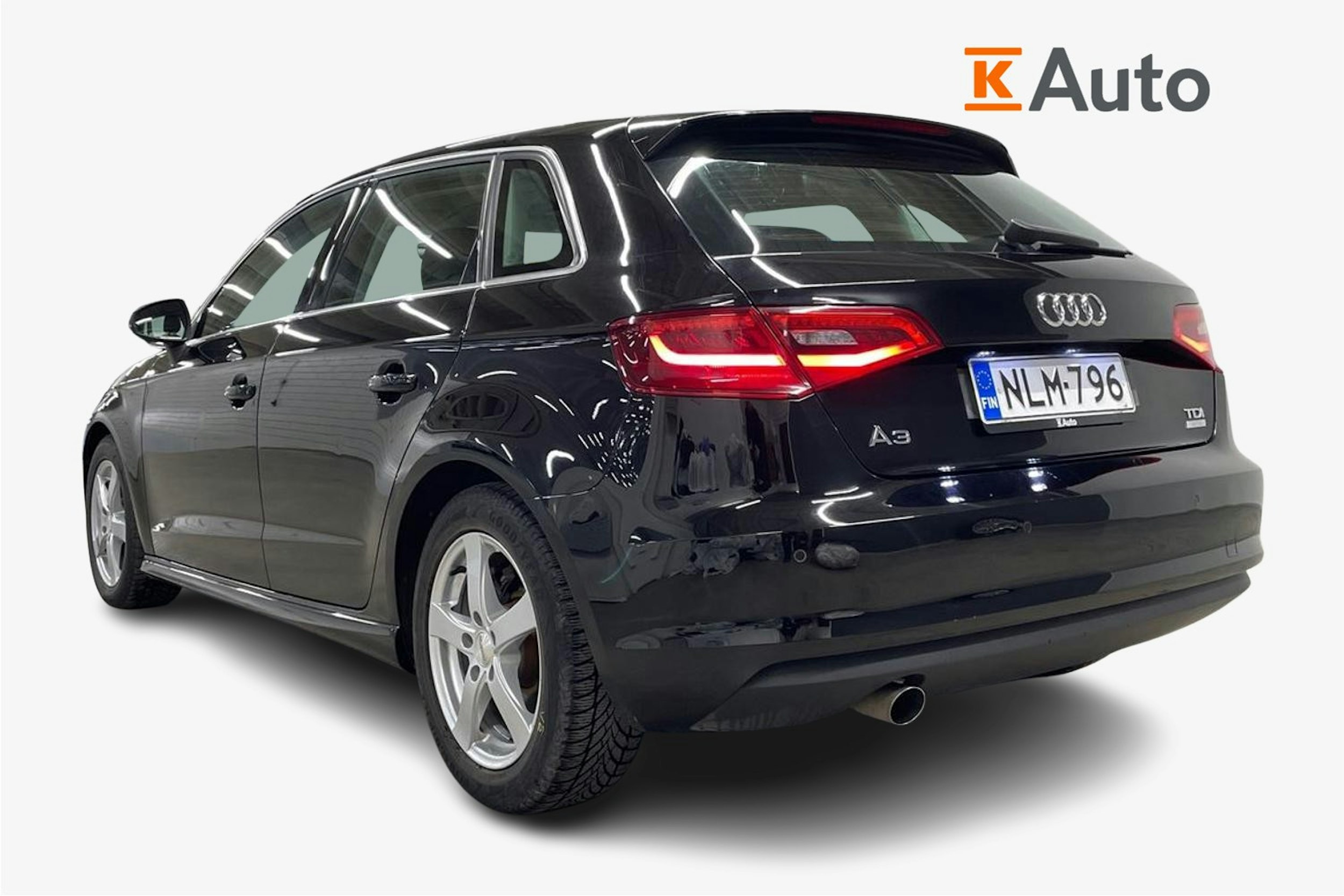 musta Audi A3 2016 kuva 2.