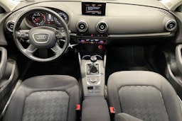 musta Audi A3 2016 kuva 9.