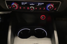 musta Audi A3 2016 kuva 19.