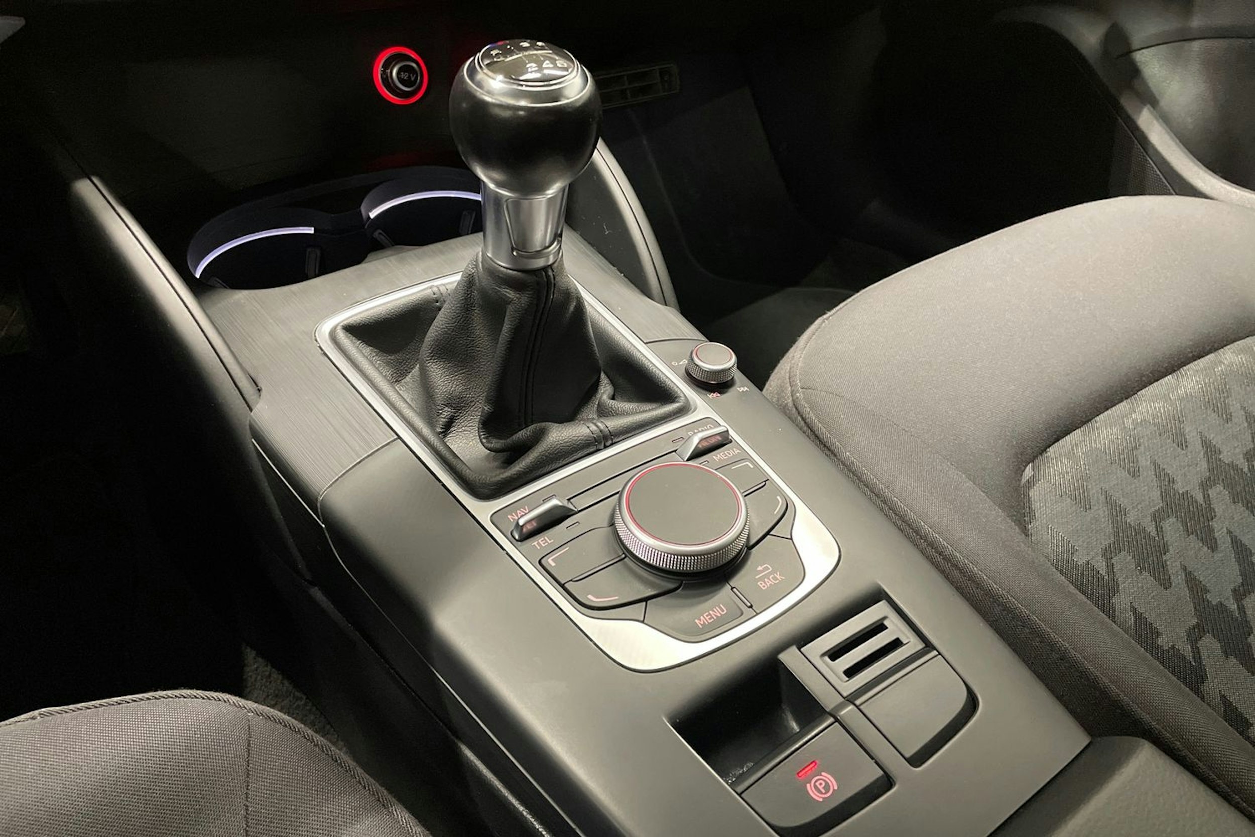 musta Audi A3 2016 kuva 20.