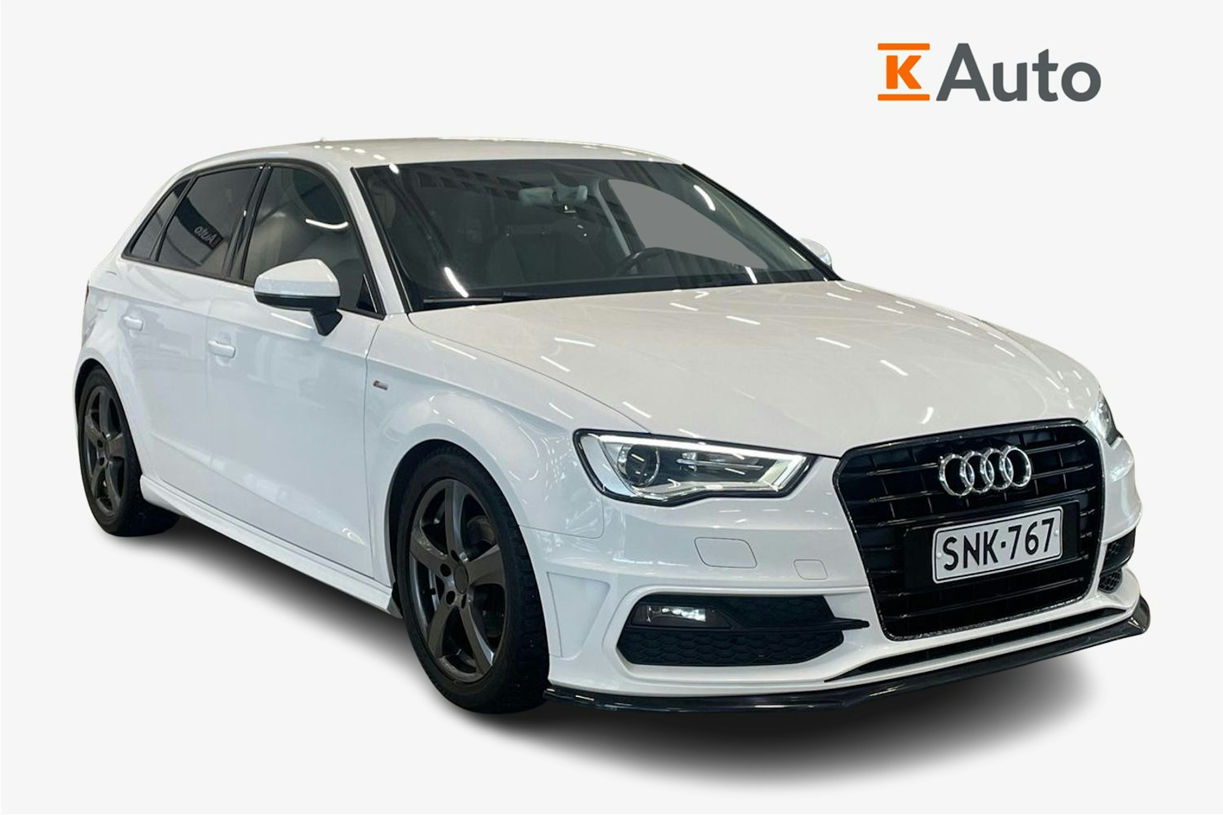 valkoinen Audi A3 2016 kuva 1.