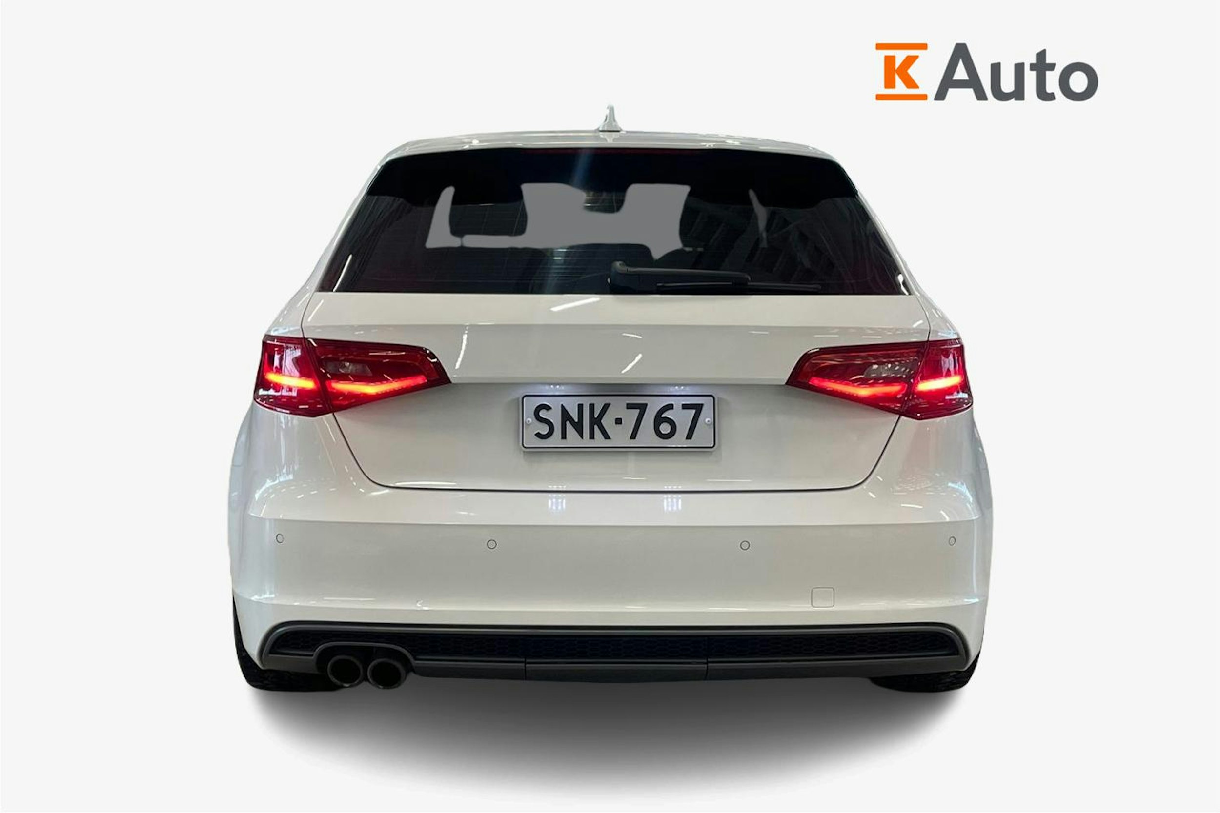 valkoinen Audi A3 2016 kuva 3.