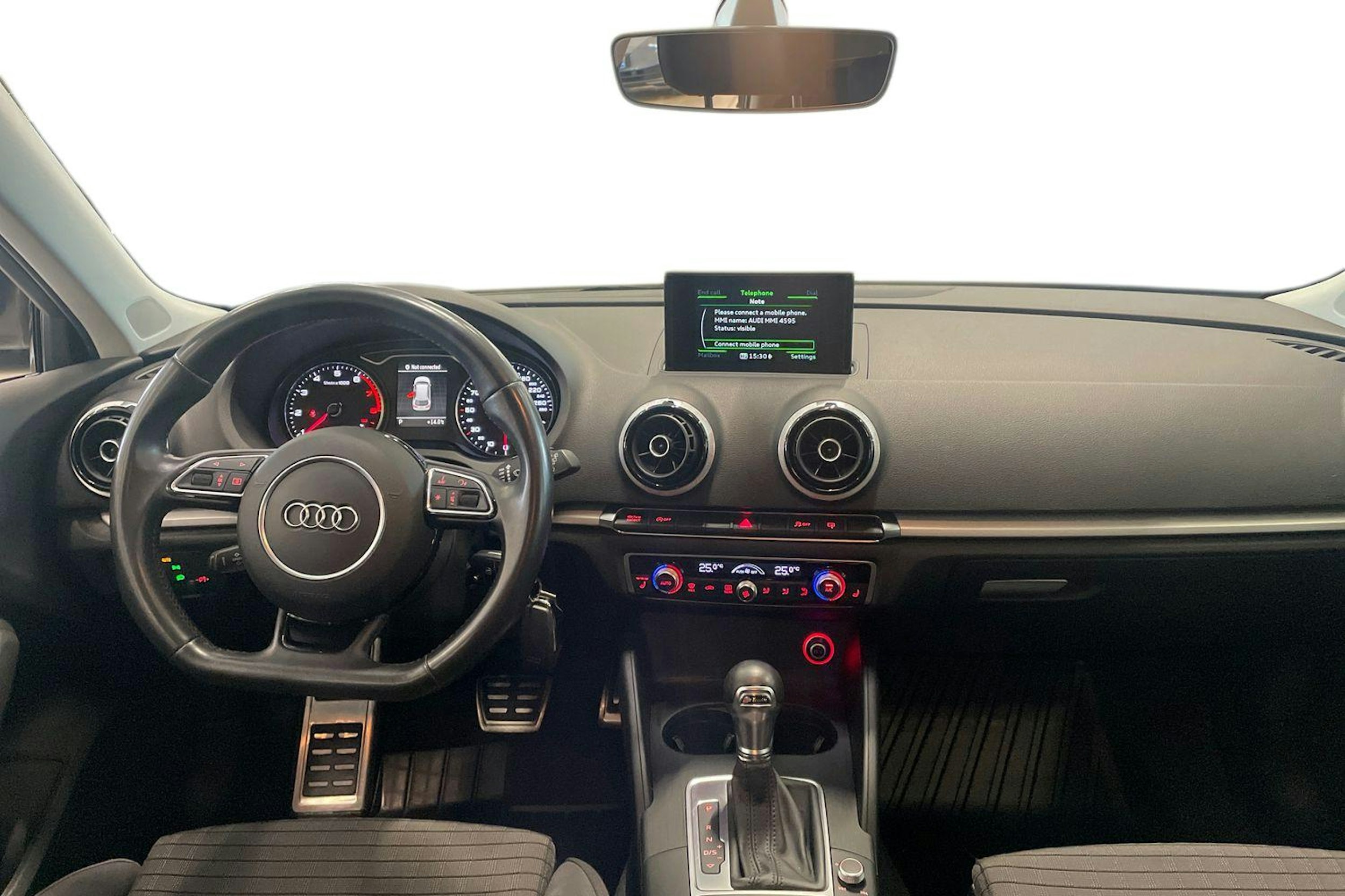 valkoinen Audi A3 2016 kuva 9.