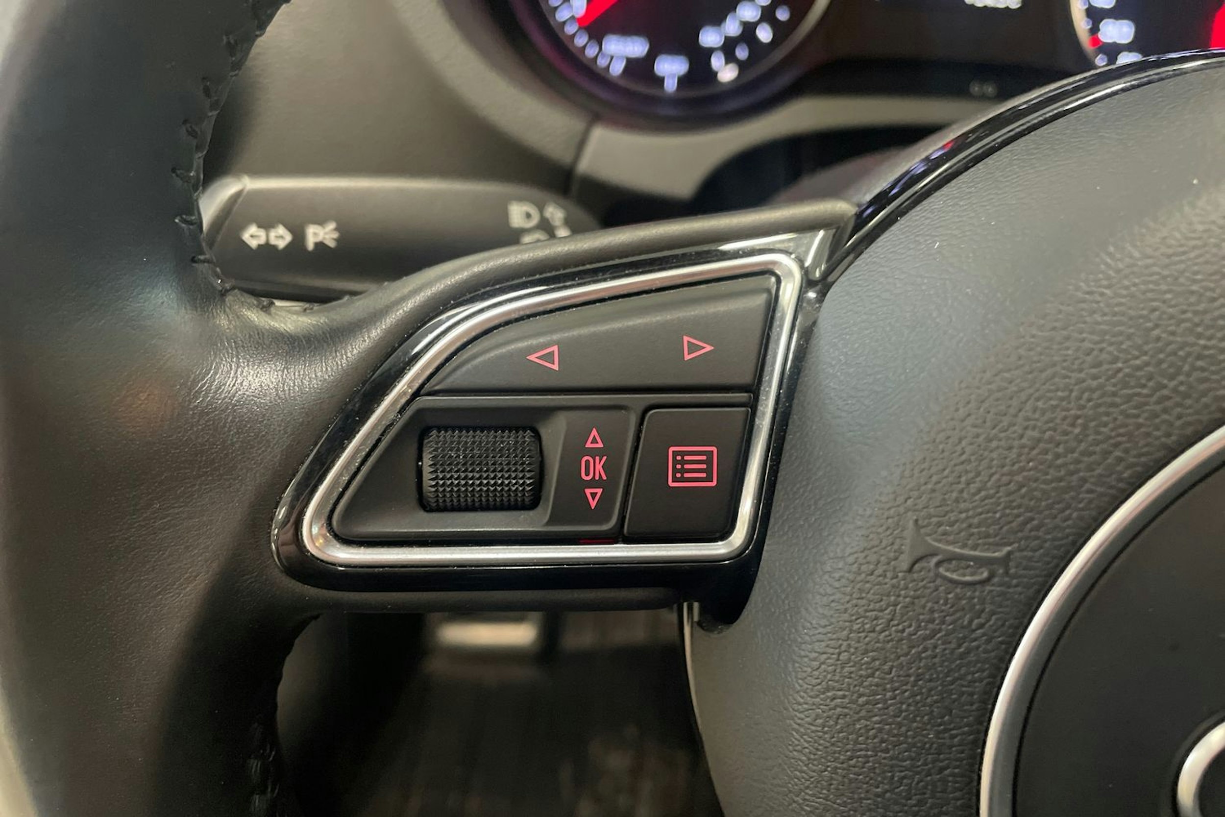 valkoinen Audi A3 2016 kuva 16.