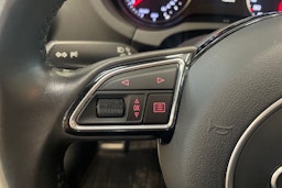 valkoinen Audi A3 2016 kuva 16.