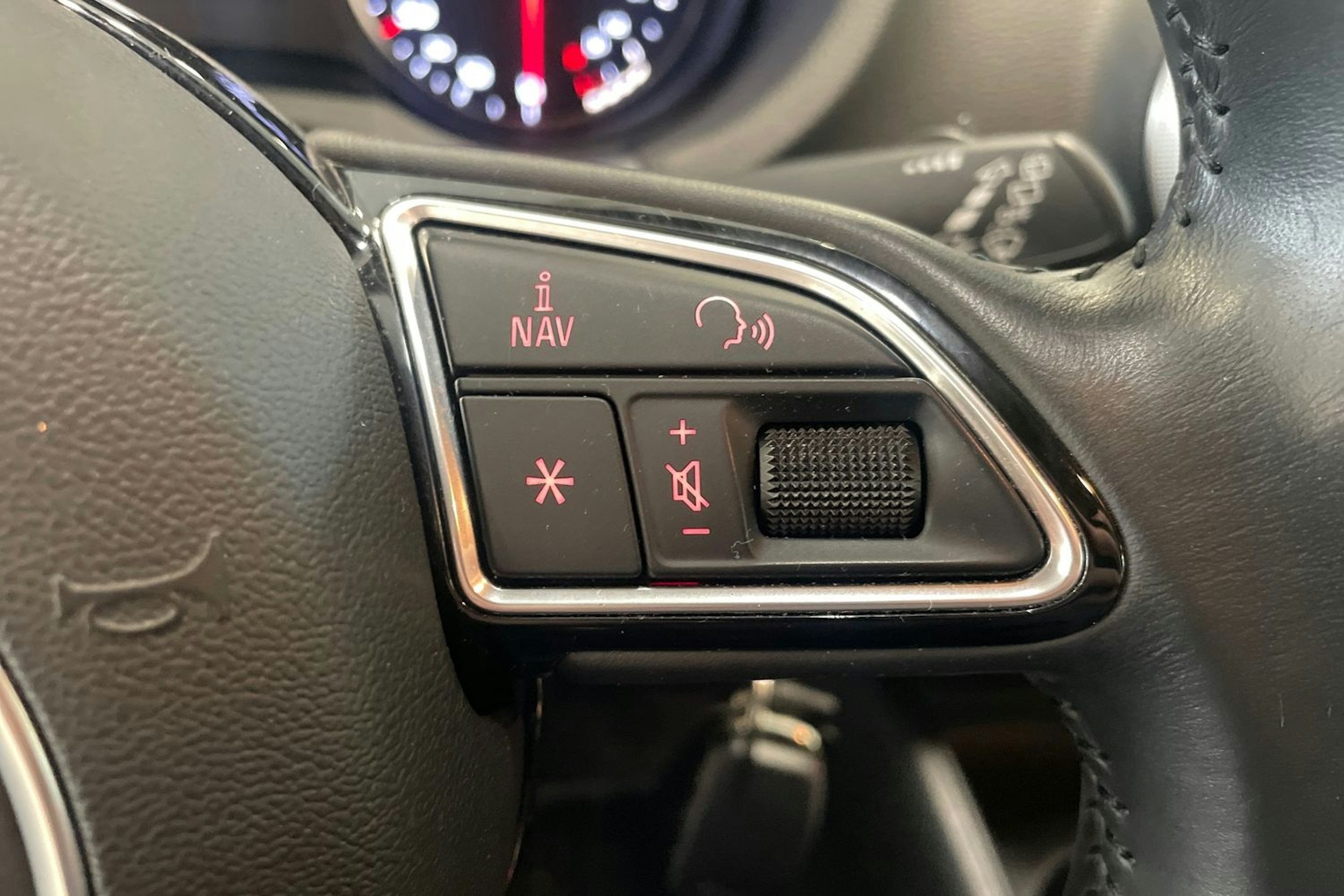 valkoinen Audi A3 2016 kuva 17.