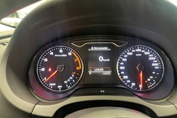 valkoinen Audi A3 2016 kuva 19.