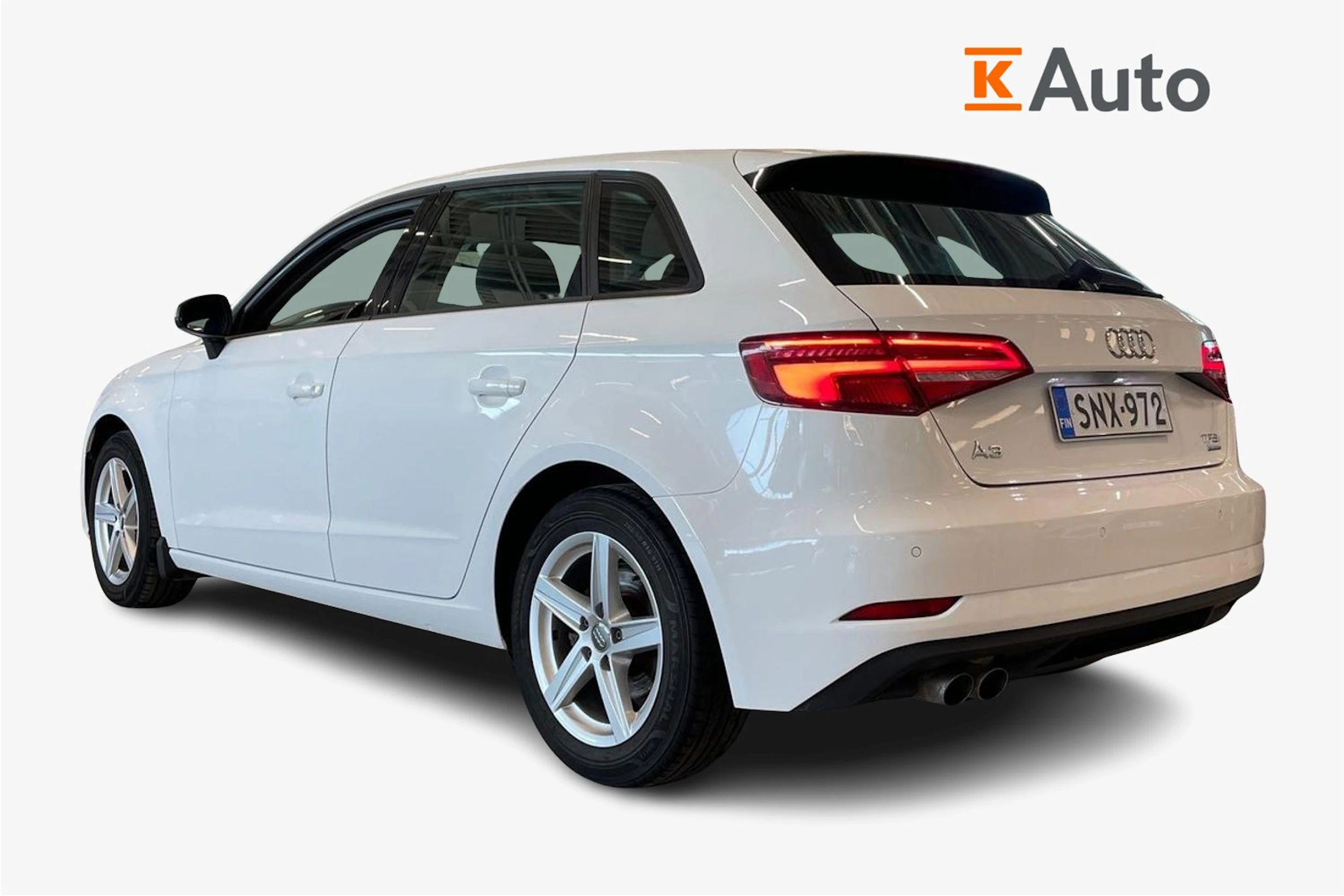 valkoinen Audi A3 2016 kuva 2.