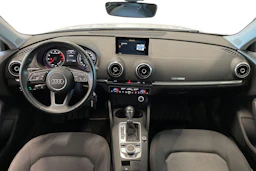 valkoinen Audi A3 2016 kuva 7.