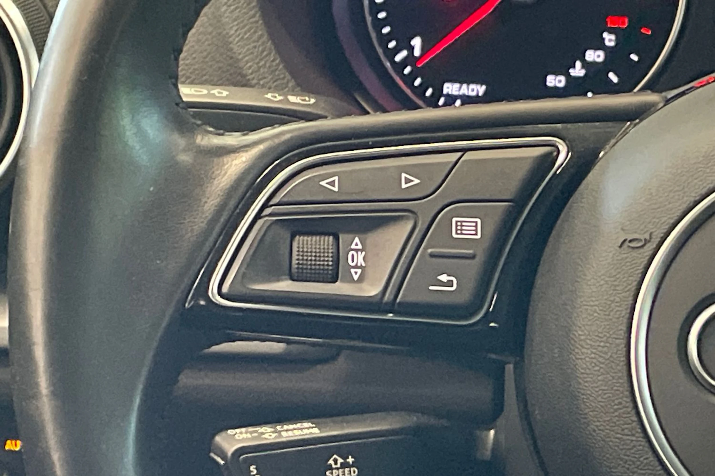 valkoinen Audi A3 2016 kuva 14.