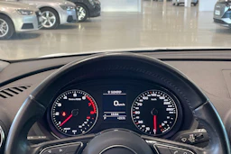 valkoinen Audi A3 2016 kuva 15.