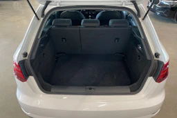 valkoinen Audi A3 2016 kuva 26.