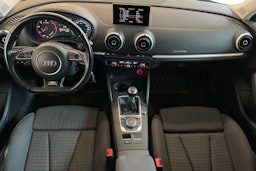 harmaa Audi A3 2016 kuva 9.