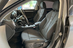 harmaa Audi A3 2016 kuva 27.