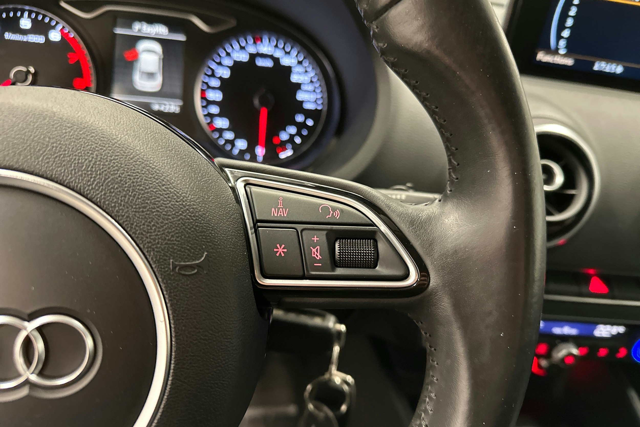 musta Audi A3 2016 kuva 15.