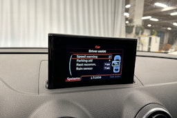 musta Audi A3 2016 kuva 19.