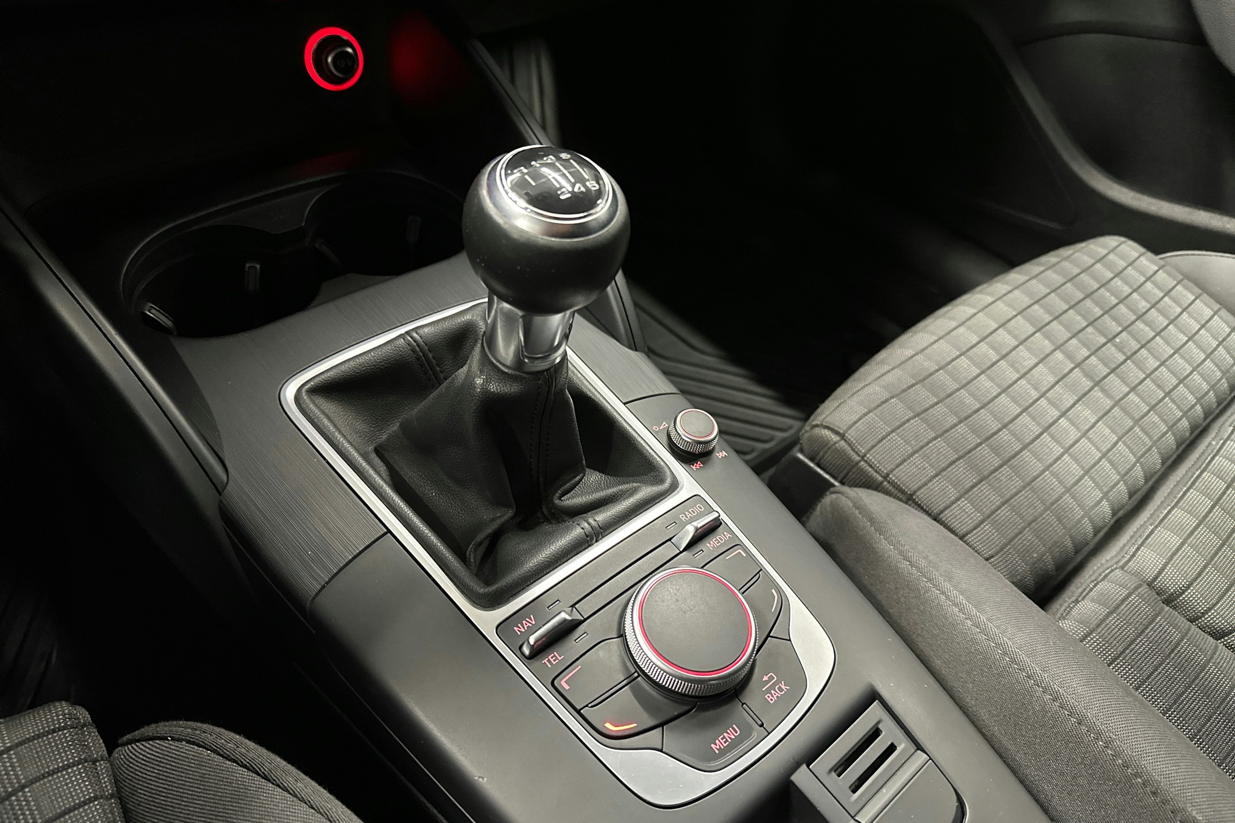 musta Audi A3 2016 kuva 22.