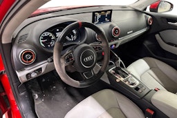 punainen Audi A3 2016 kuva 3.