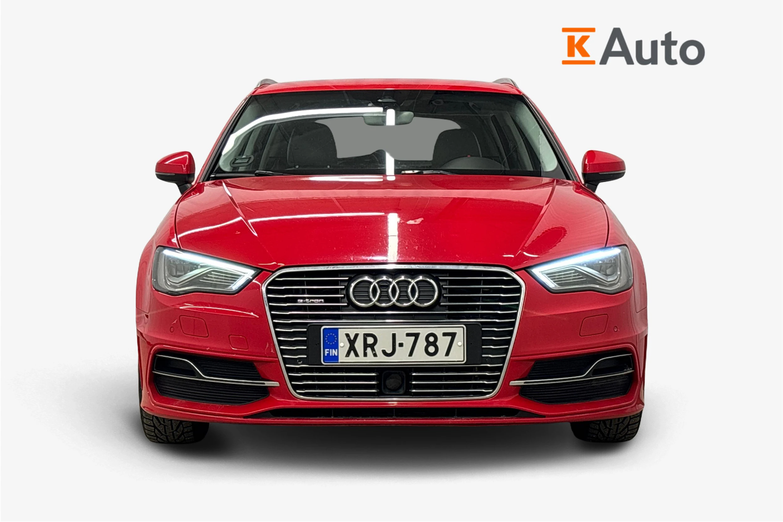 punainen Audi A3 2016 kuva 4.