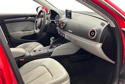 punainen Audi A3 2016 kuva 8.