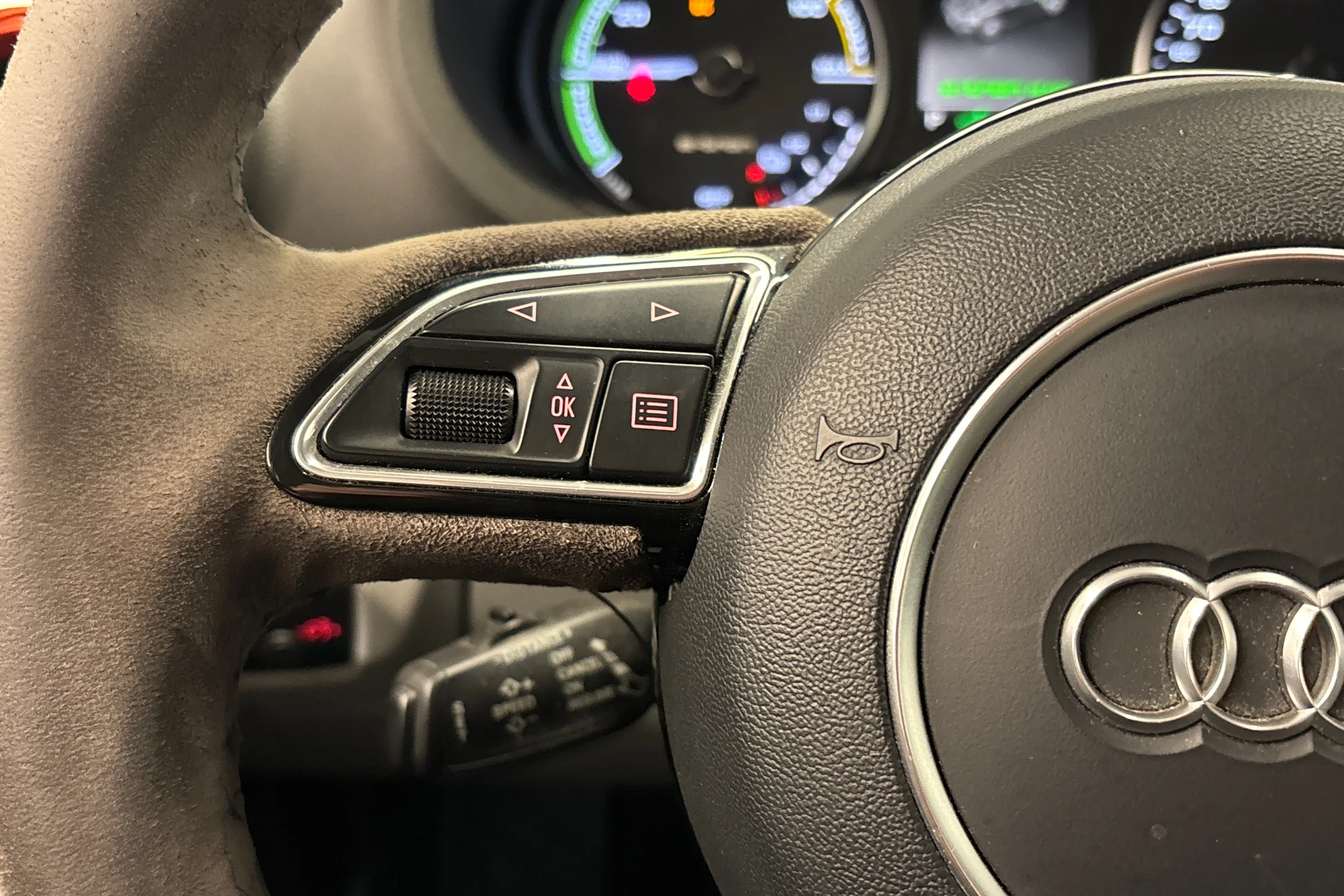 punainen Audi A3 2016 kuva 13.