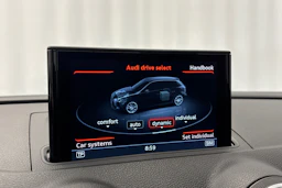 punainen Audi A3 2016 kuva 18.