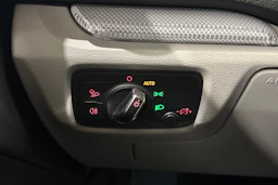 punainen Audi A3 2016 kuva 23.