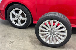 punainen Audi A3 2016 kuva 26.