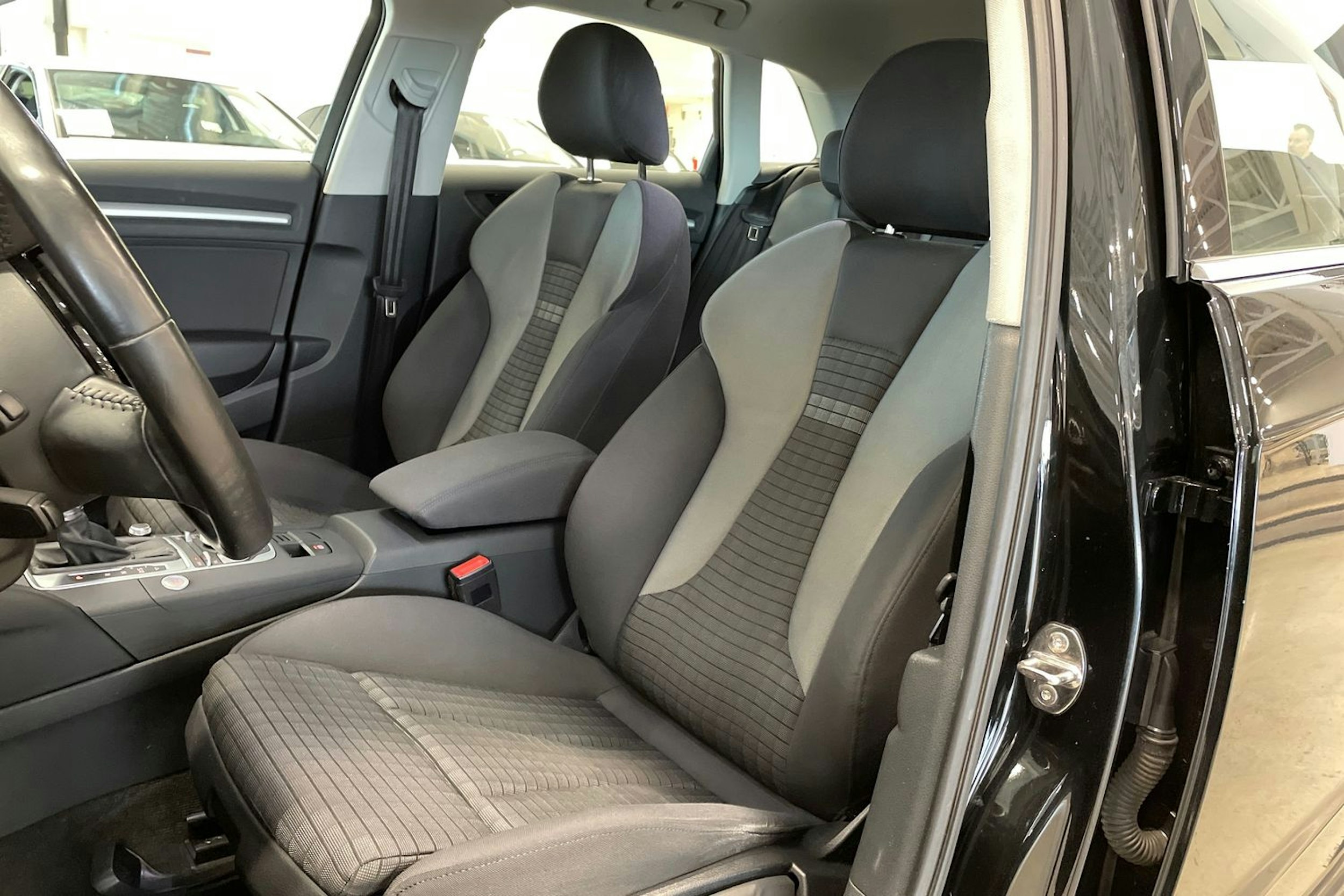 musta Audi A3 2016 kuva 14.