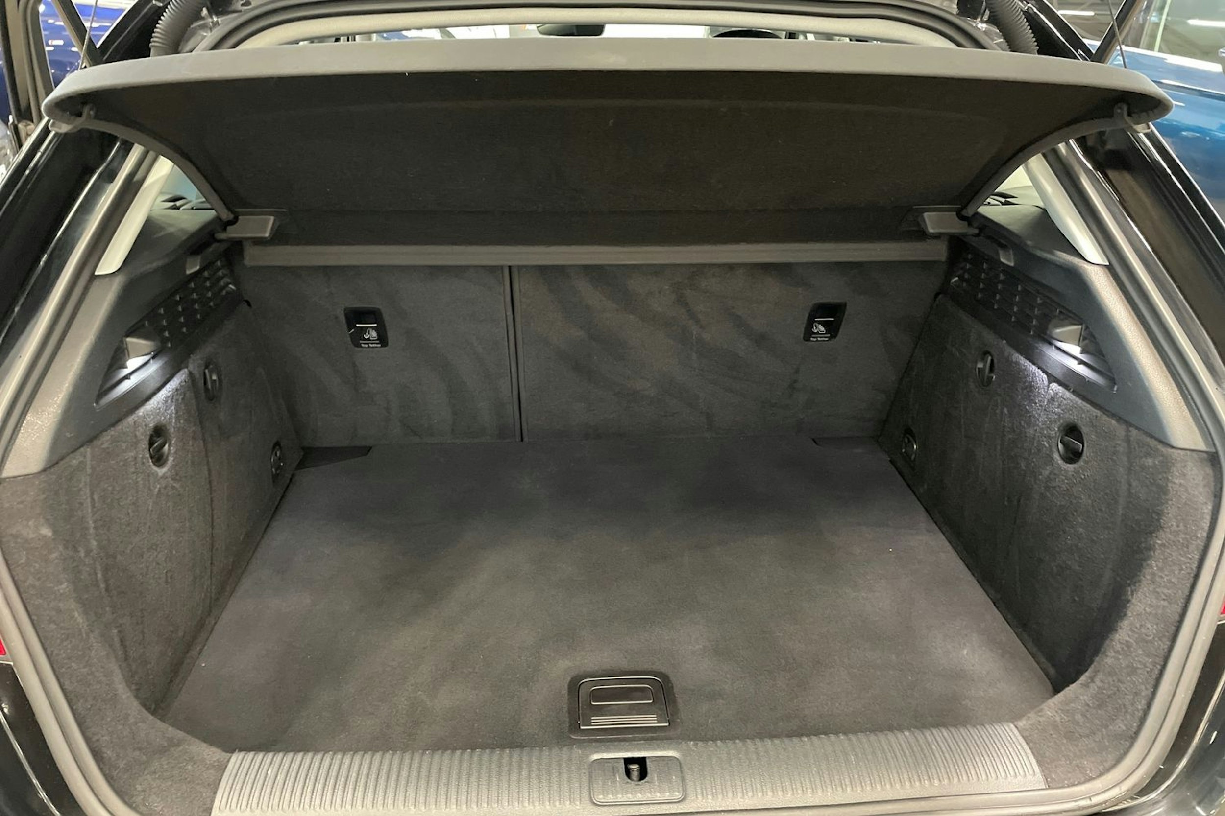 musta Audi A3 2016 kuva 34.