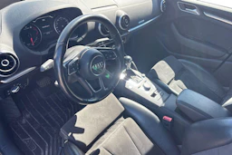 musta Audi A3 2016 kuva 3.