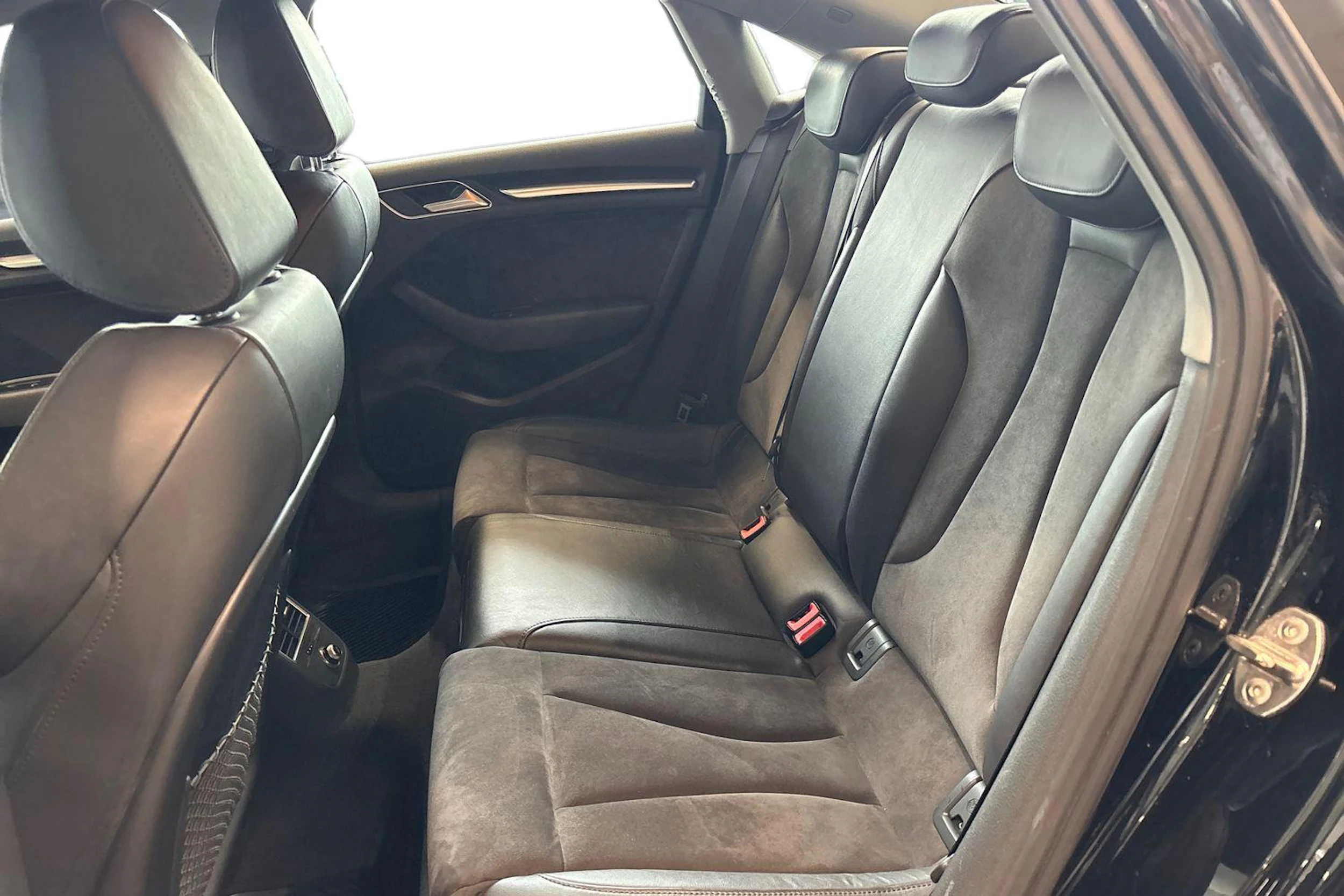 musta Audi A3 2017 kuva 8.