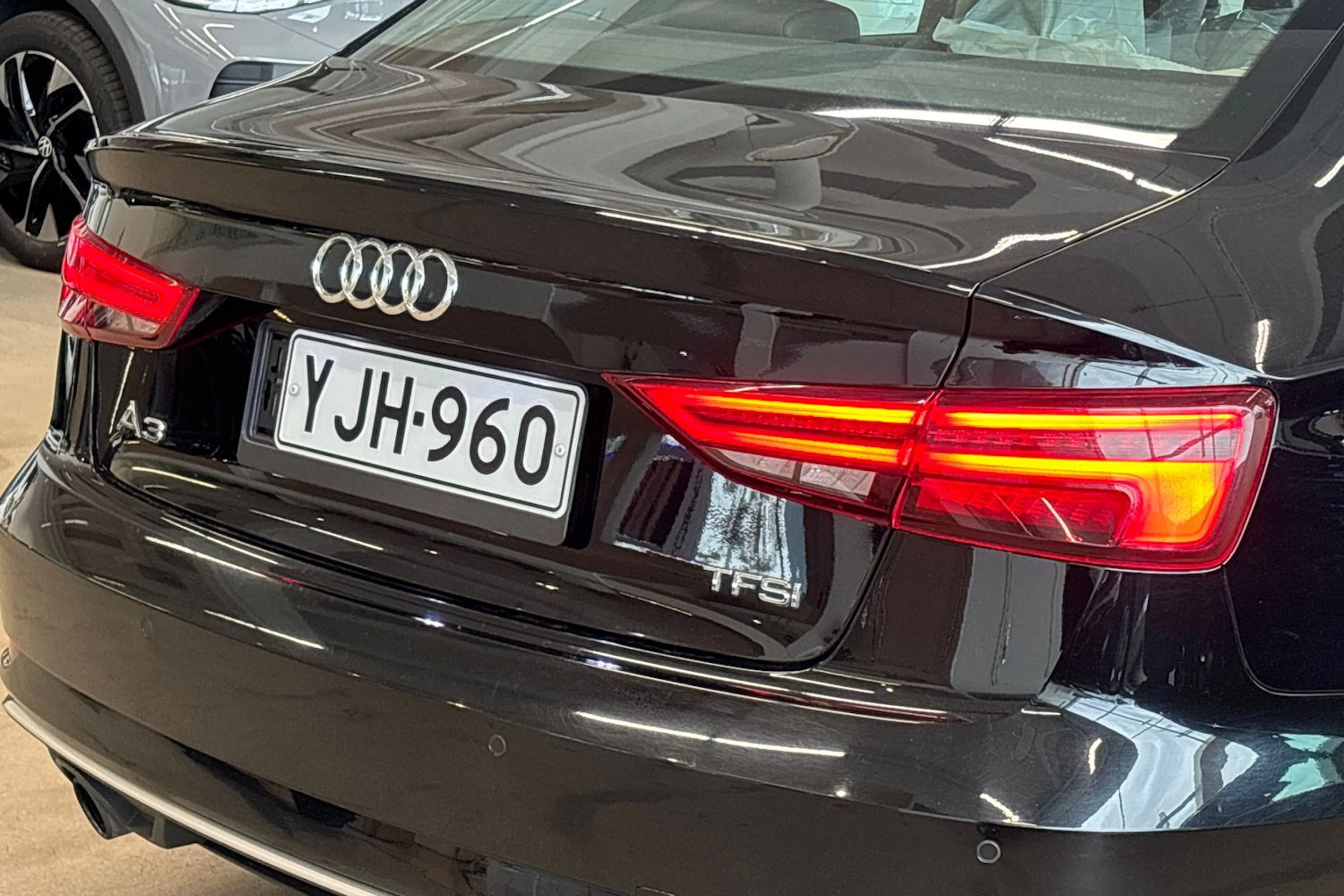 musta Audi A3 2017 kuva 14.