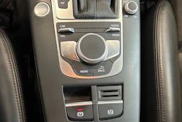 musta Audi A3 2017 kuva 31.