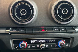 musta Audi A3 2017 kuva 35.