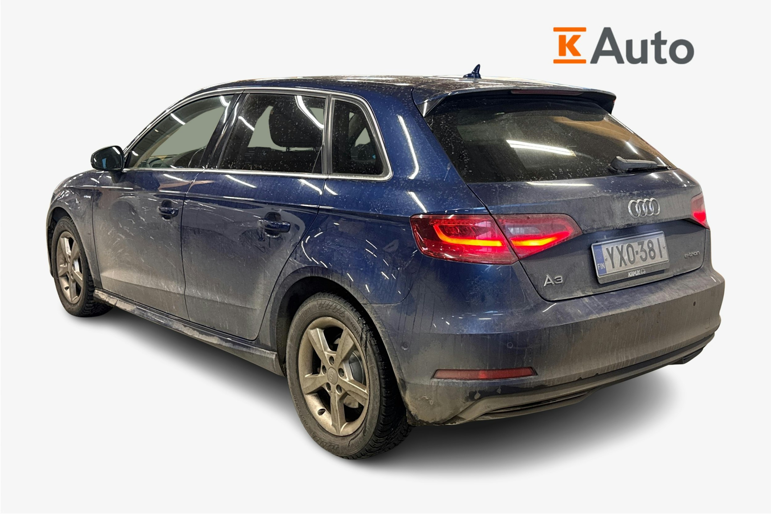 sininen Audi A3 2016 kuva 2.