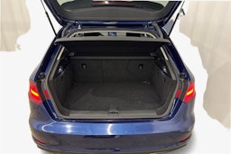 sininen Audi A3 2016 kuva 11.