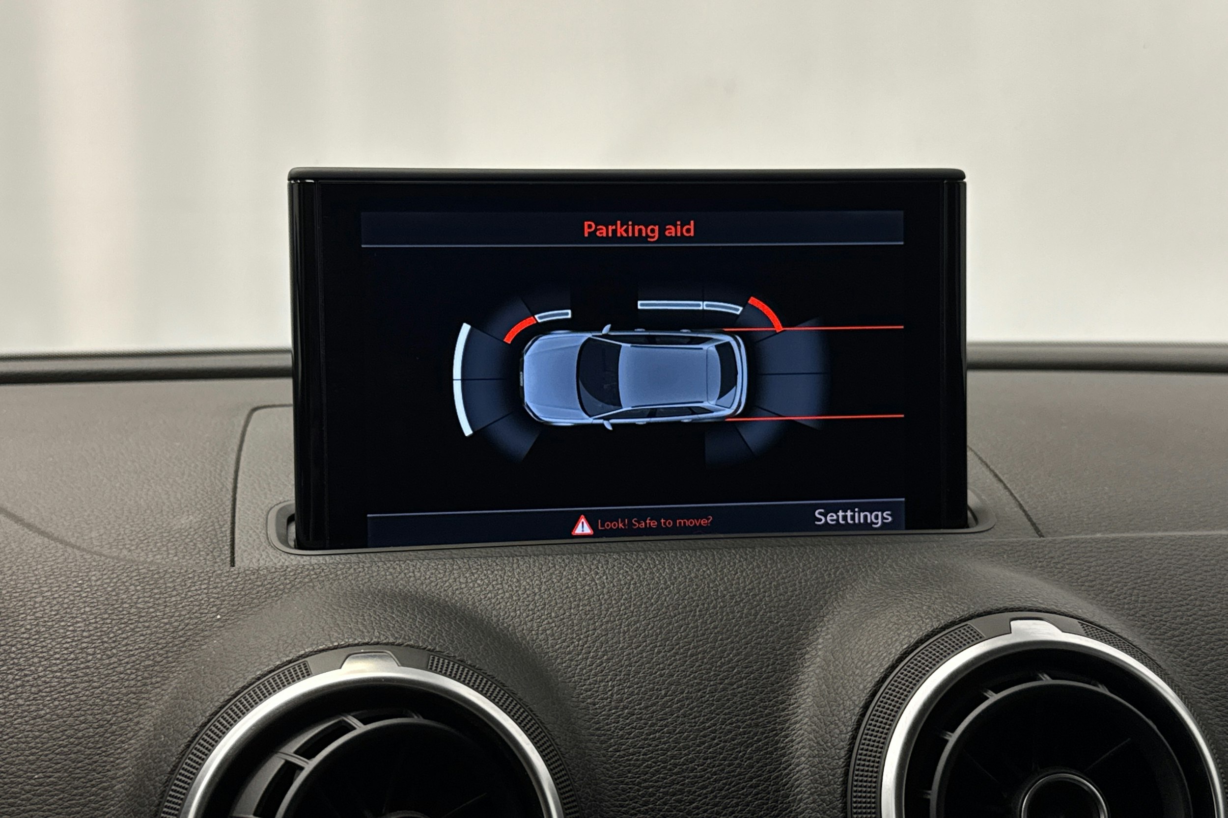 sininen Audi A3 2016 kuva 23.