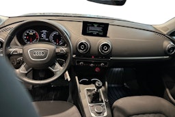 Hopea Audi A3 2016 kuva 9.