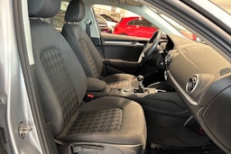 Hopea Audi A3 2016 kuva 29.