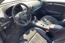 punainen Audi A3 2016 kuva 3.