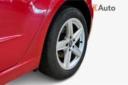 punainen Audi A3 2017 kuva 16.
