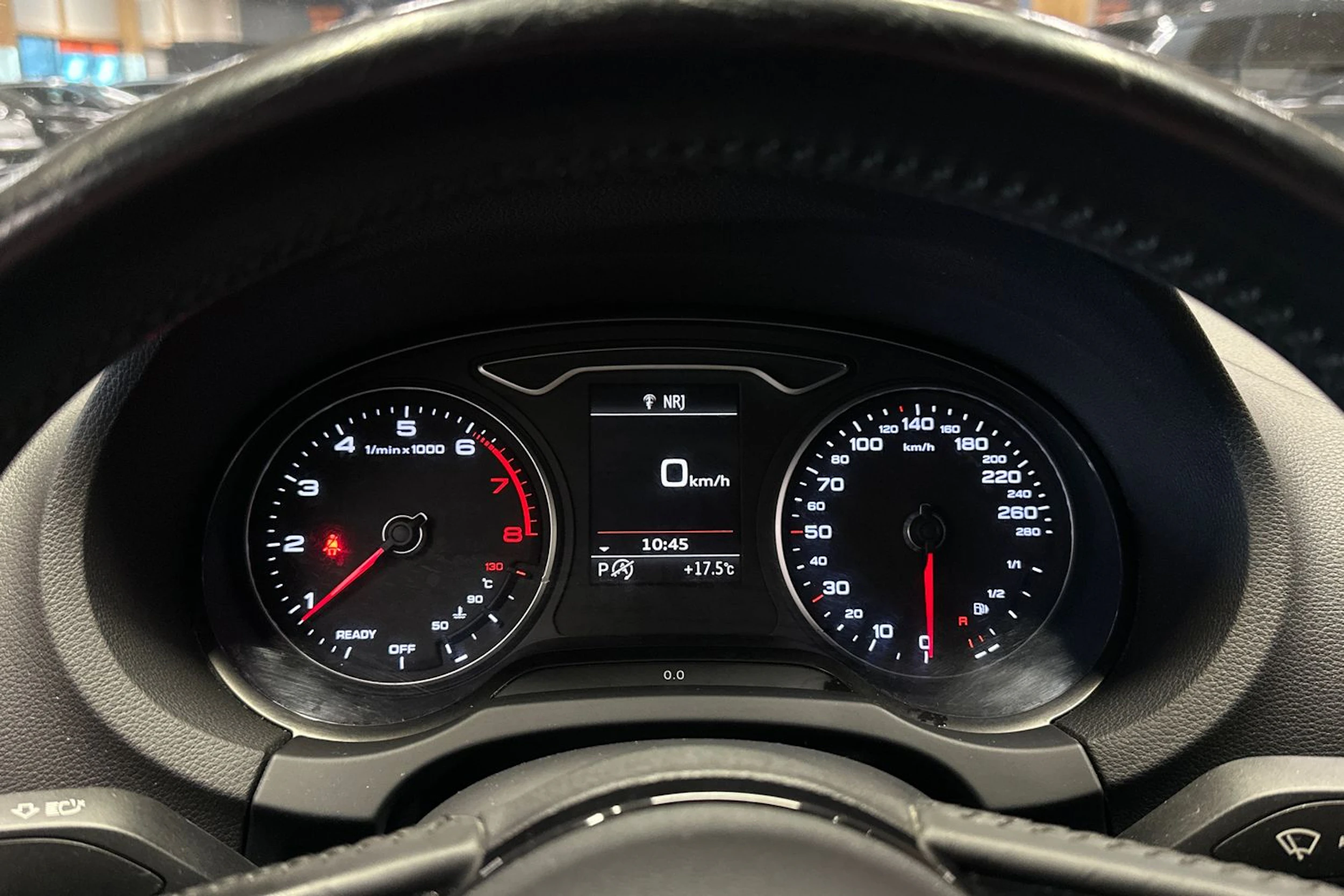 punainen Audi A3 2017 kuva 26.