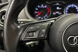 punainen Audi A3 2017 kuva 28.