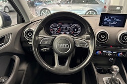 Harmaa Audi A3 2016 kuva 18.