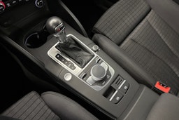 Harmaa Audi A3 2016 kuva 25.